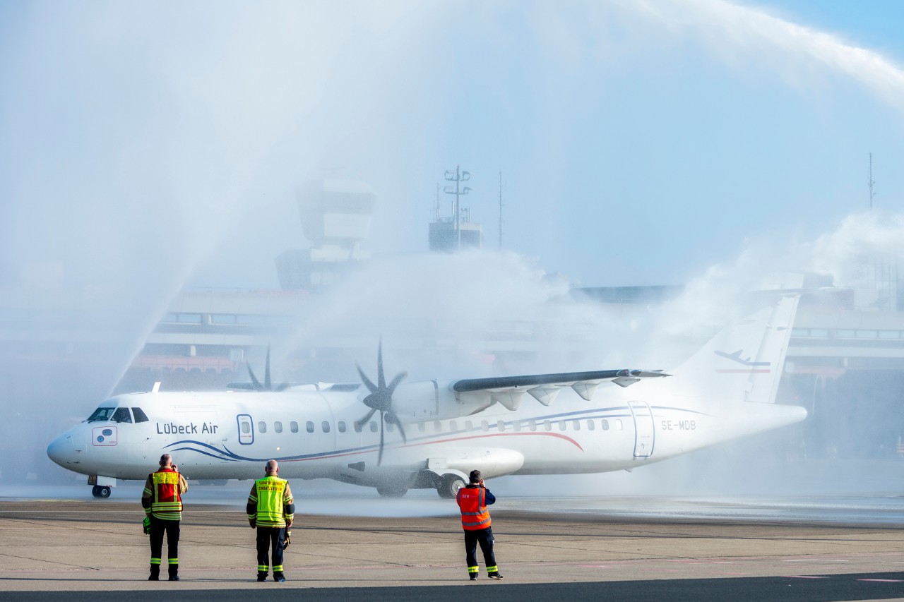 Mit dem Flug 6I7451 nach Lübeck verabschiedet sich die Airline Lübeck Air 6I7451 am 7. November von Tegel. (Bildquelle: BER / Günter Wicker)
